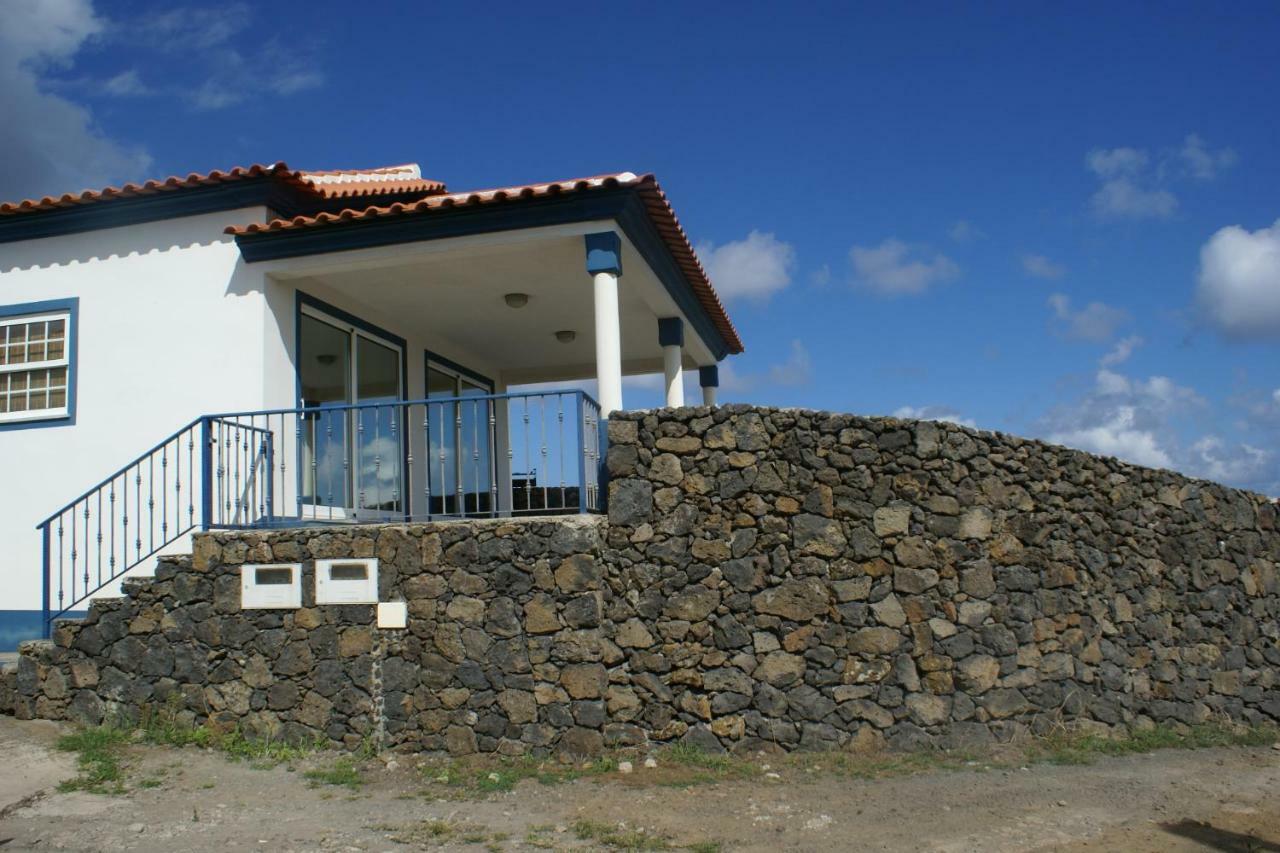 فيلا أنغرا دو إِراويزوفي Water Front View المظهر الخارجي الصورة